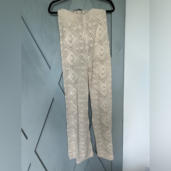 Free People Beach Set (small) - Picture 7 of 9